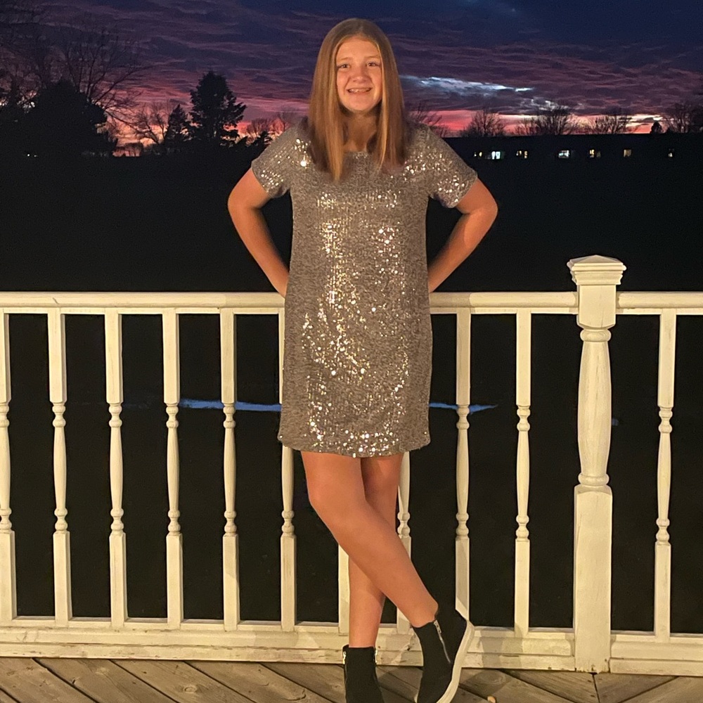 NWT Riley Rae Sequin Dress